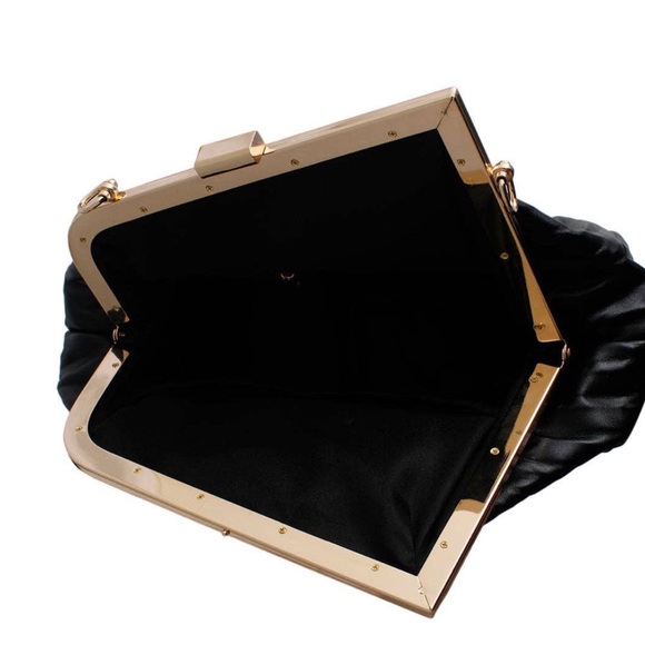 Purse - Picture 3 of 4